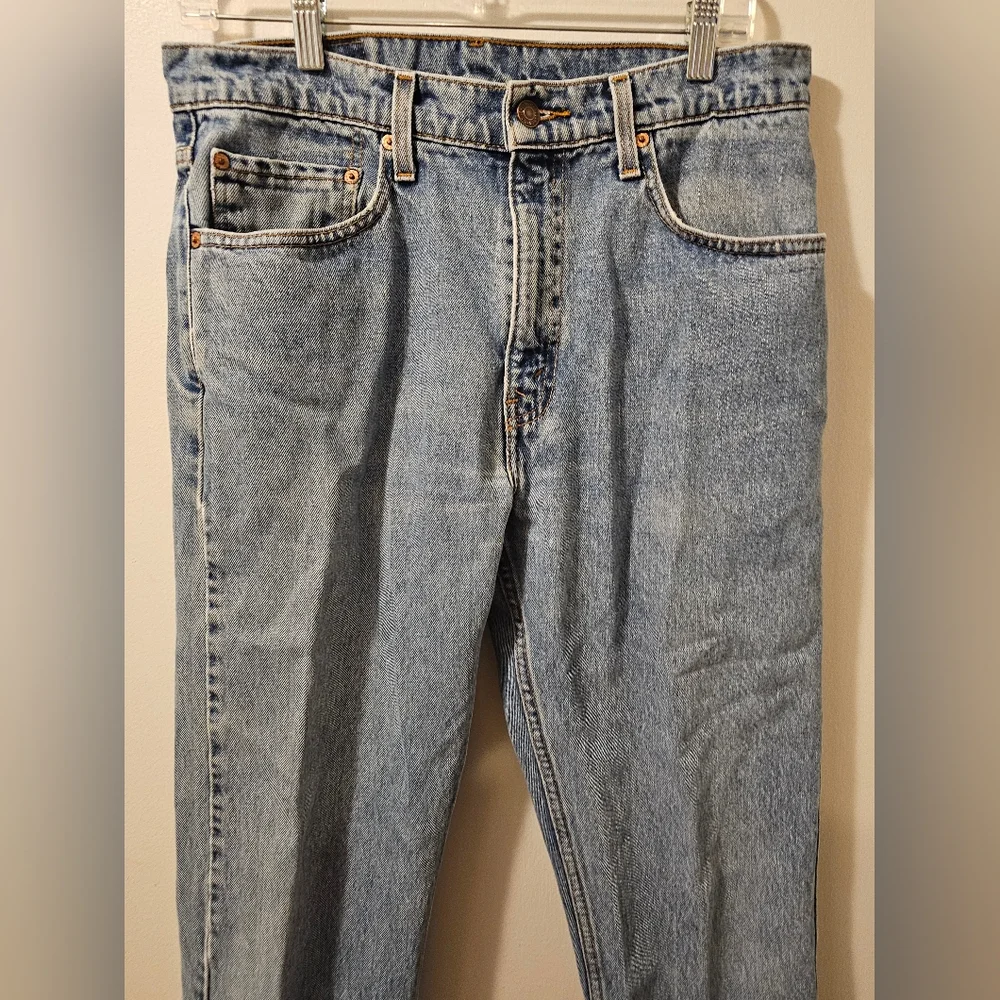 Vintage Levi’s 505 Regular Fit Straight Denim Blue Jeans Men's 33X32